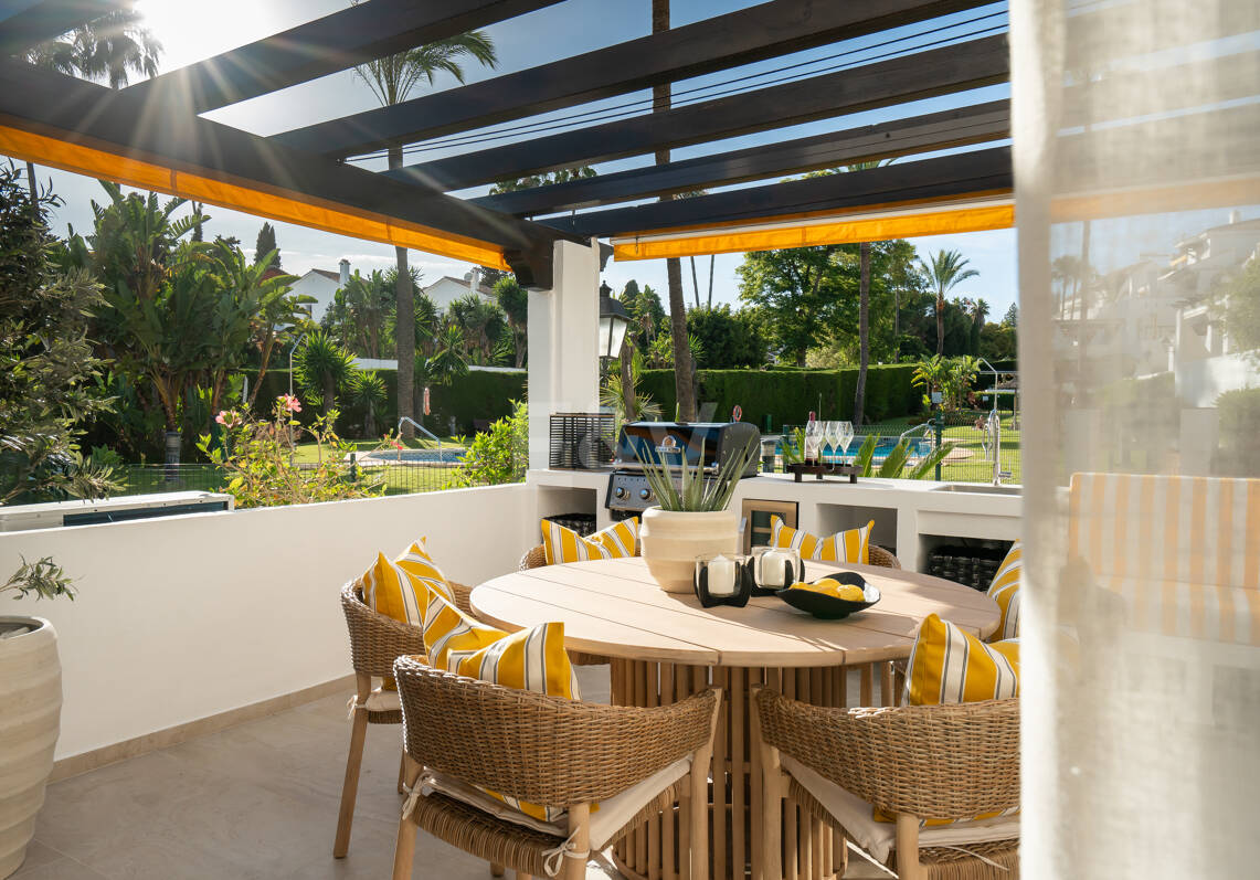 Markplanslägenhet till salu i Nueva Andalucia, Marbella