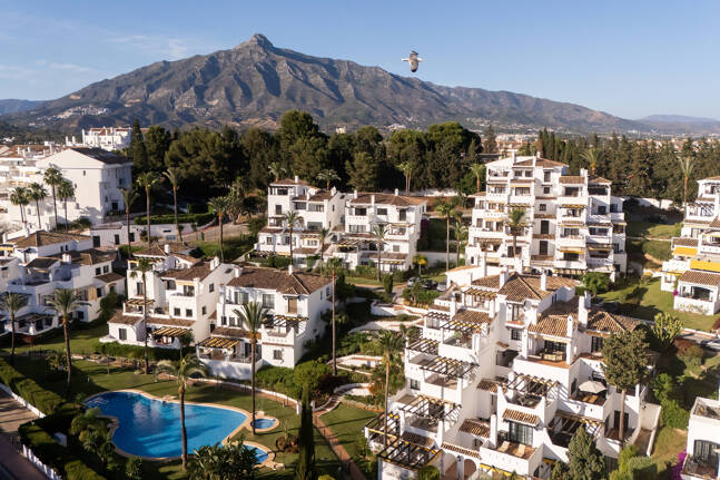 Markplanslägenhet till salu i Nueva Andalucia, Marbella