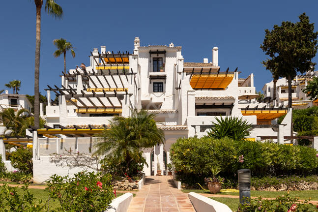 Markplanslägenhet till salu i Nueva Andalucia, Marbella