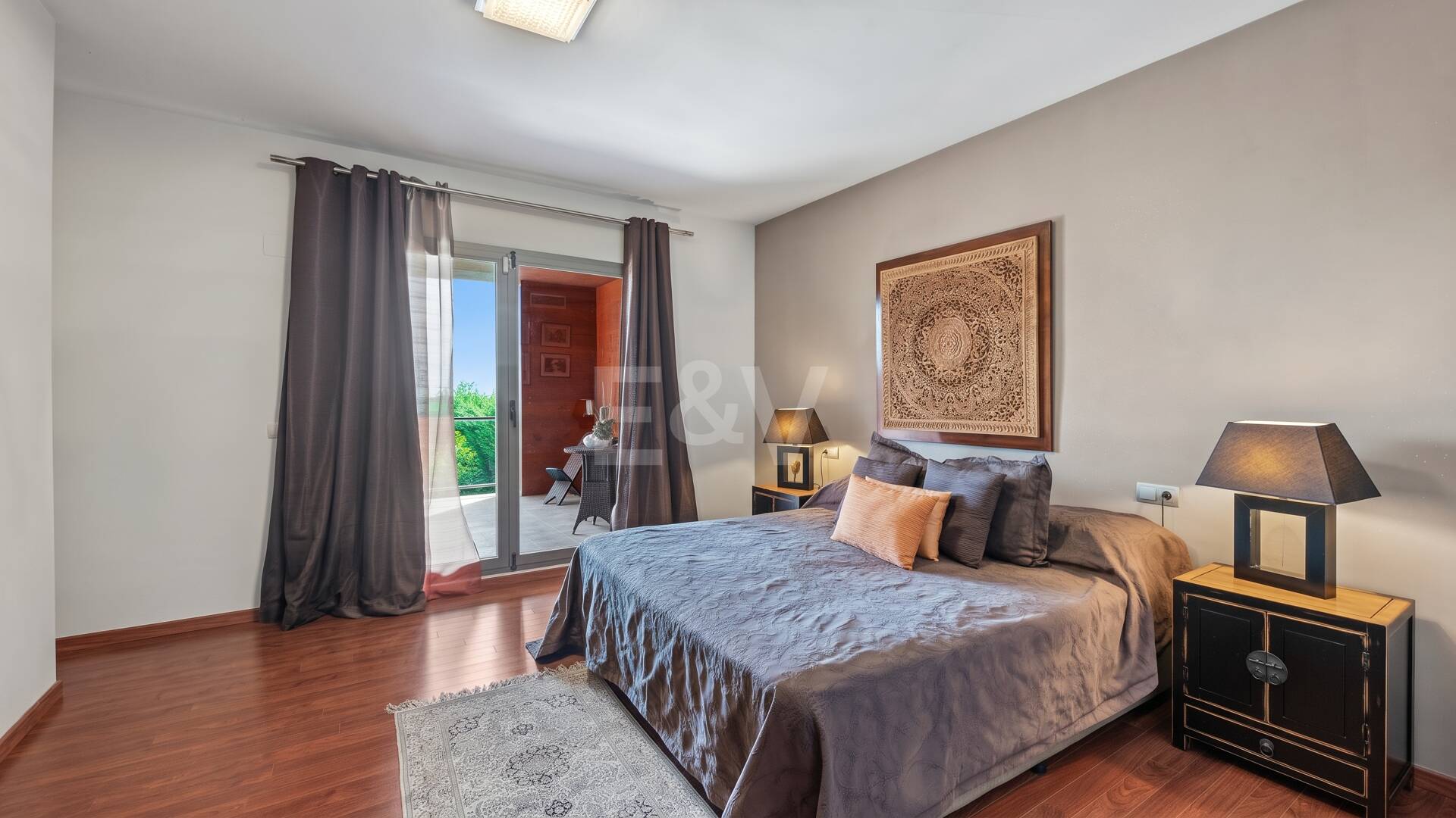 Casa adosada contemporánea con vistas panorámicas al mar y la montaña en El Paraíso Alto