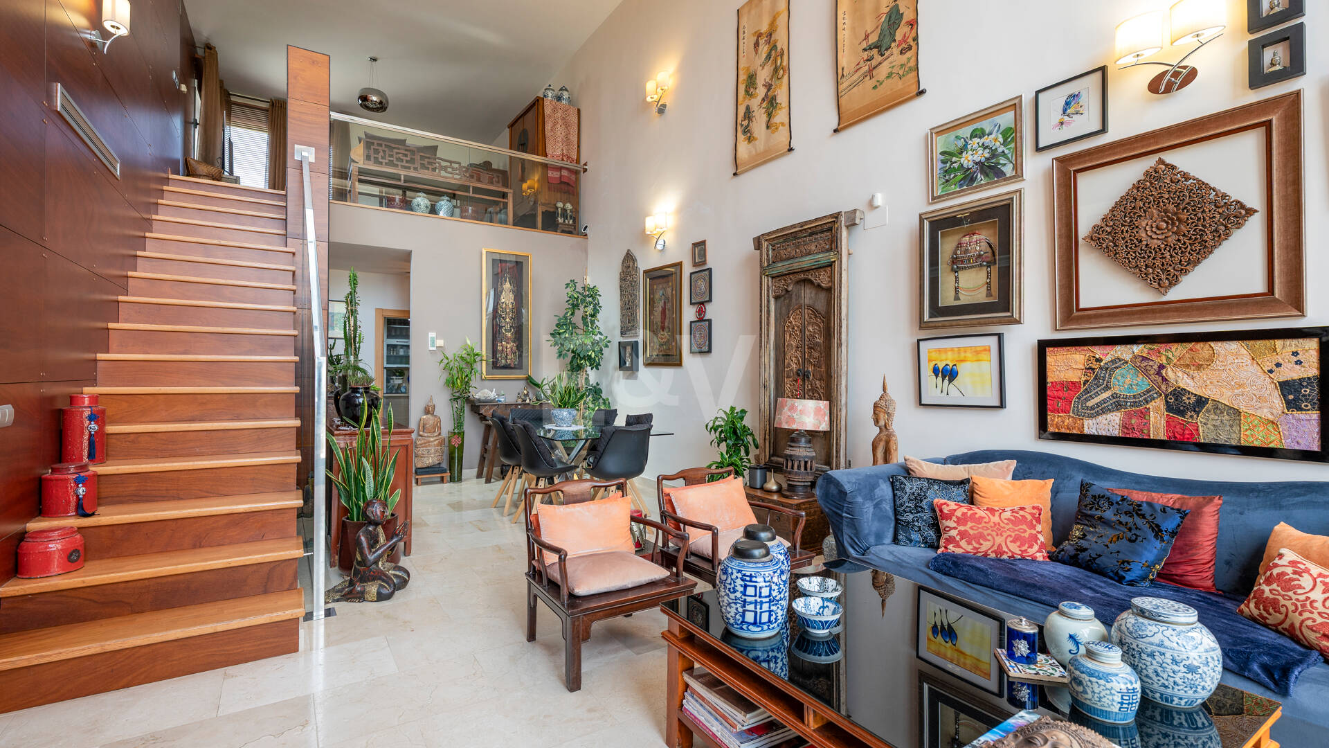 Casa adosada contemporánea con vistas panorámicas al mar y la montaña en El Paraíso Alto