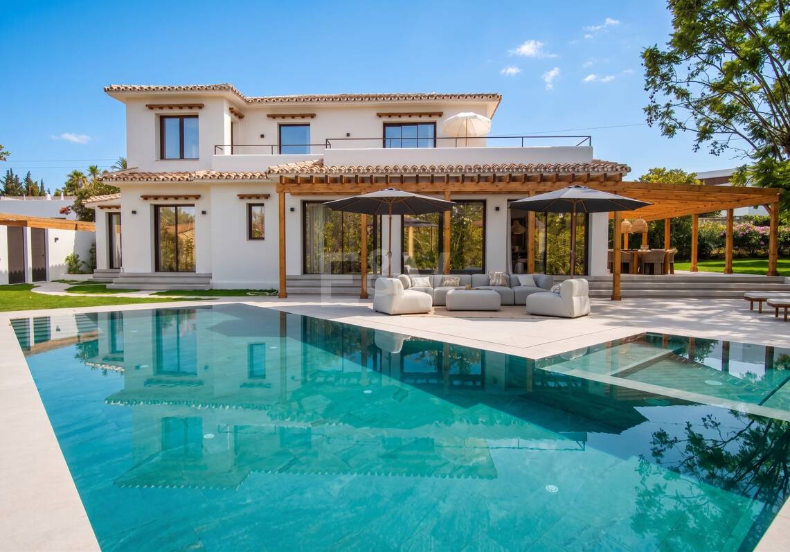 Beautiful Modern Villa with Chic Interior Design in Guadalmina