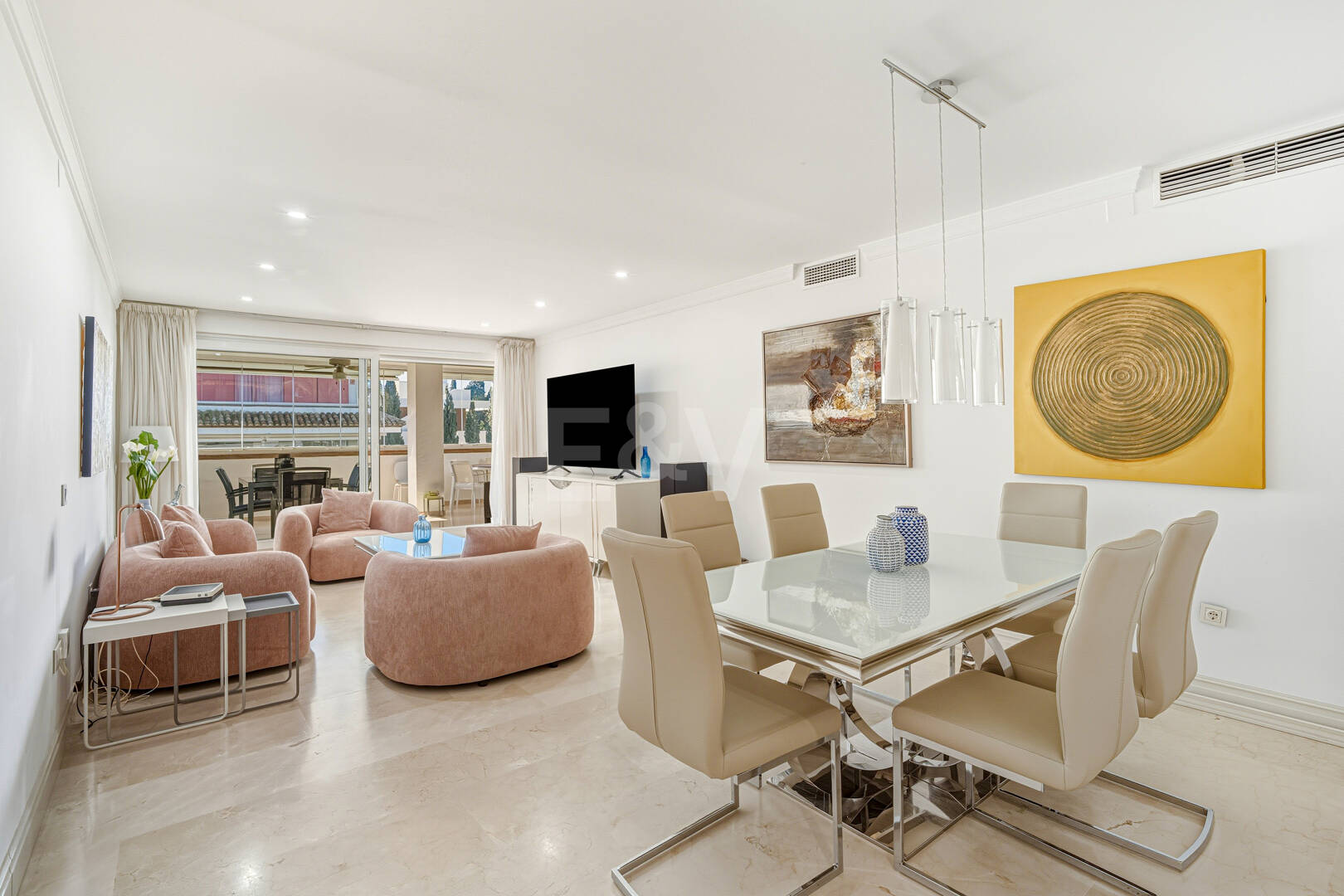 3 bedrooms Frontline Beach Apartment in Las Cañas Beach, Marbella Golden Mile