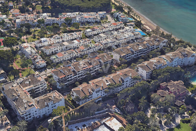 3 bedrooms Frontline Beach Apartment in Las Cañas Beach, Marbella Golden Mile