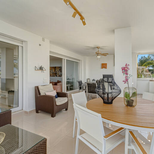 3 bedrooms Frontline Beach Apartment in Las Cañas Beach, Marbella Golden Mile