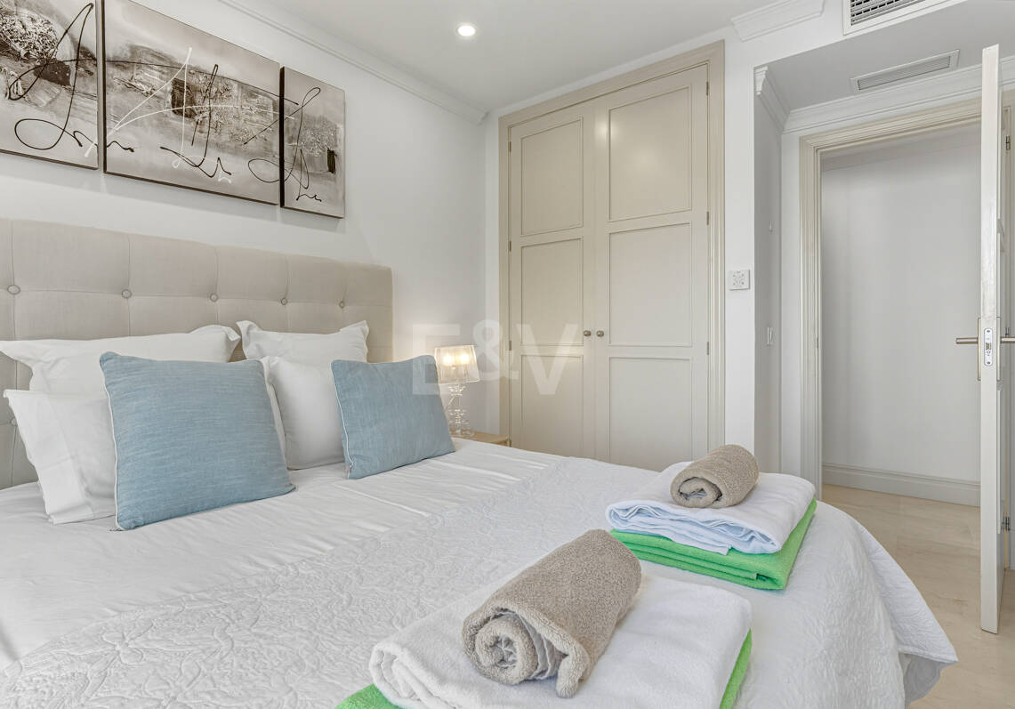 3 bedrooms Frontline Beach Apartment in Las Cañas Beach, Marbella Golden Mile