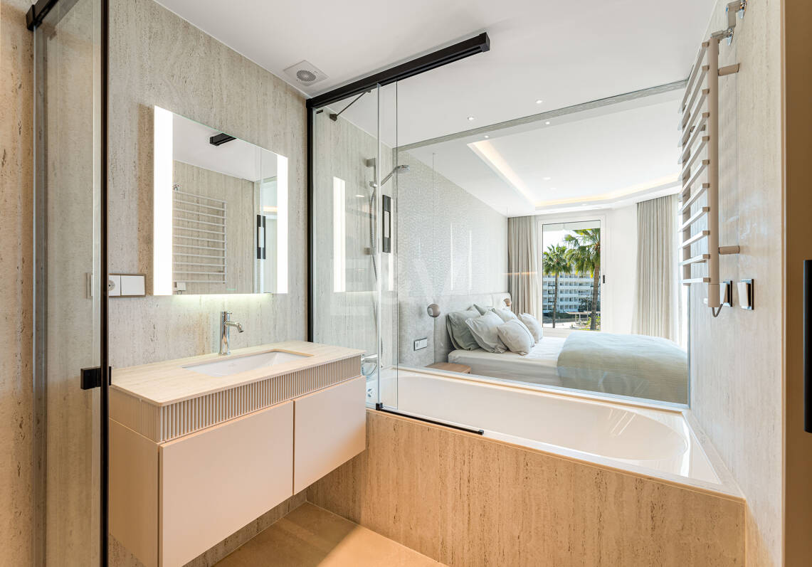 Duplex à vendre en Beach Side Golden Mile, Marbella Golden Mile