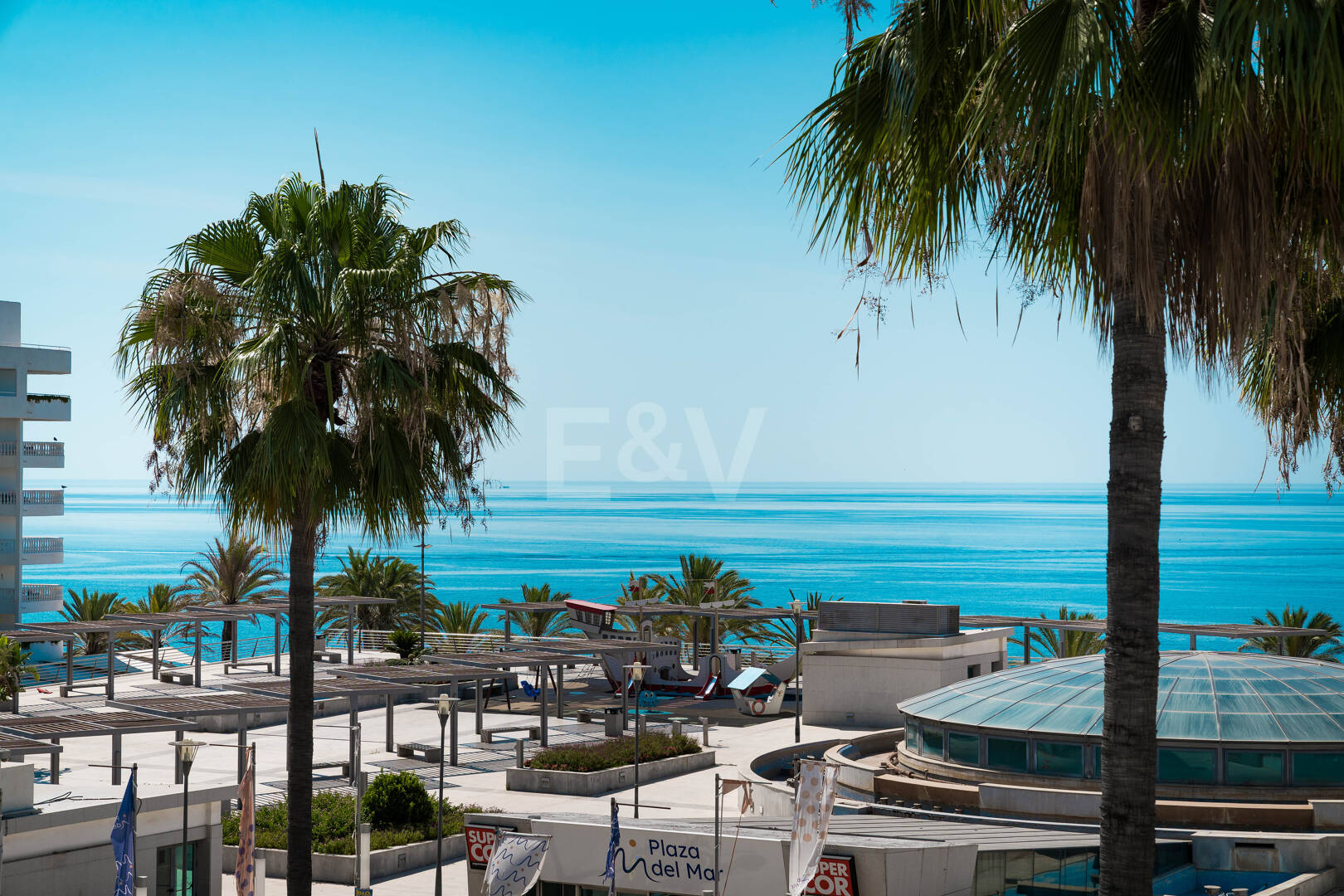 Duplex à vendre en Beach Side Golden Mile, Marbella Golden Mile