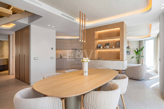 Duplex à vendre en Beach Side Golden Mile, Marbella Golden Mile