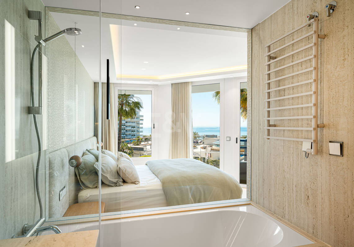 Duplex à vendre en Beach Side Golden Mile, Marbella Golden Mile