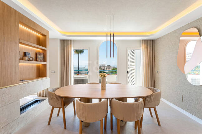 Duplex à vendre en Beach Side Golden Mile, Marbella Golden Mile