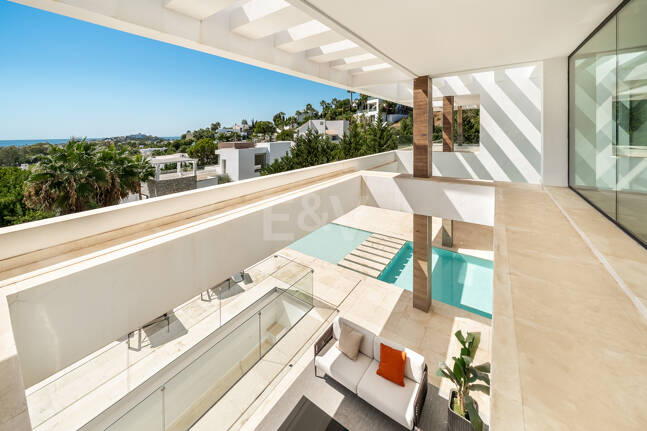 Luxury Villa with Breathtaking Panoramic Sea Views in La Alquería