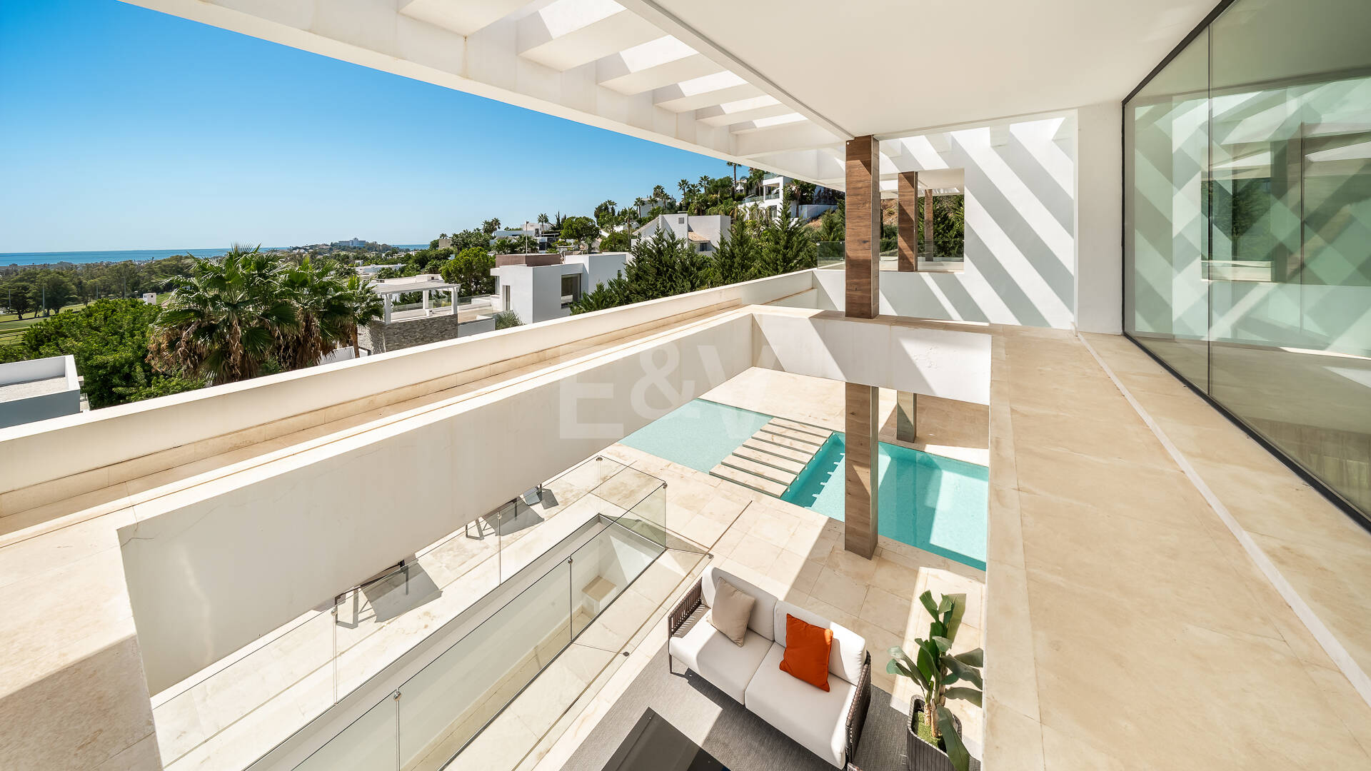 Luxury Villa with Breathtaking Panoramic Sea Views in La Alquería