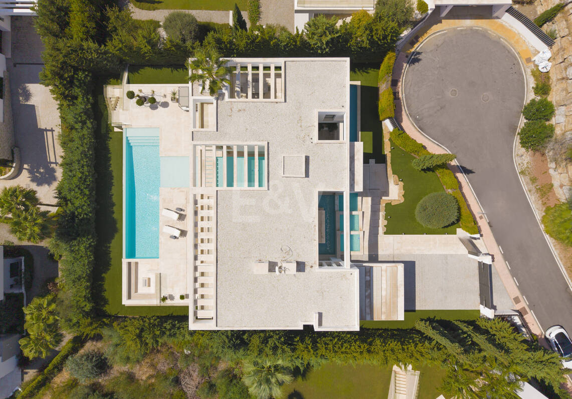 Luxury Villa with Breathtaking Panoramic Sea Views in La Alquería