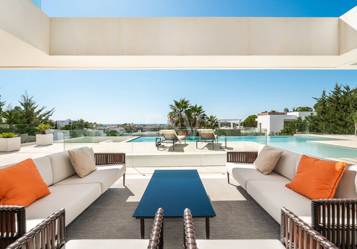 Luxury Villa with Breathtaking Panoramic Sea Views in La Alquería
