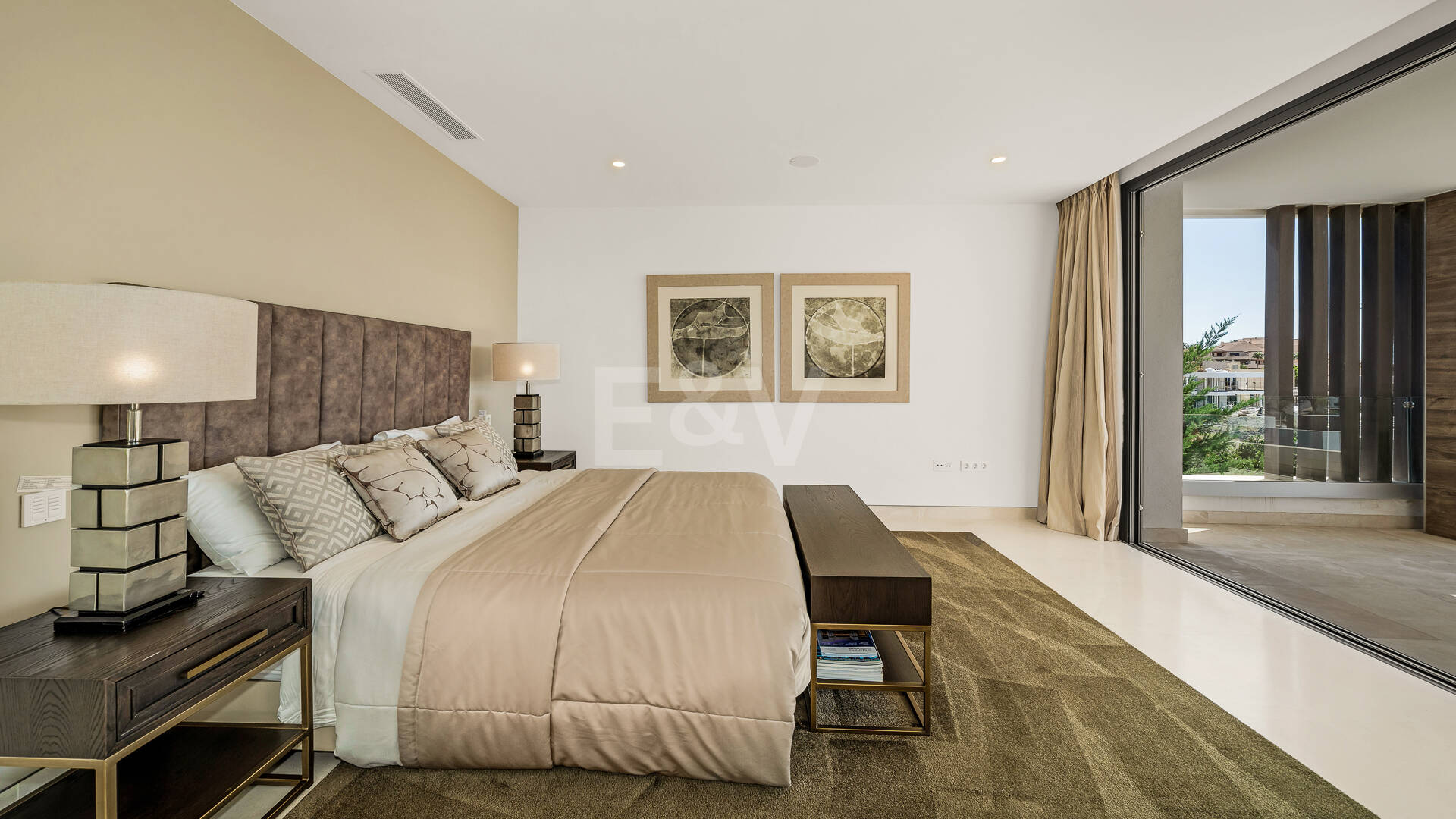 Luxury Villa with Breathtaking Panoramic Sea Views in La Alquería