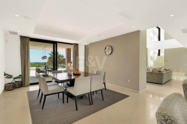 Luxury Villa with Breathtaking Panoramic Sea Views in La Alquería