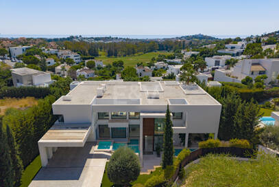 Luxury Villa with Breathtaking Panoramic Sea Views in La Alquería