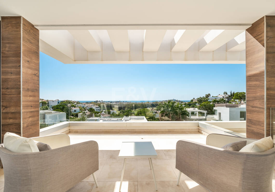 Luxury Villa with Breathtaking Panoramic Sea Views in La Alquería