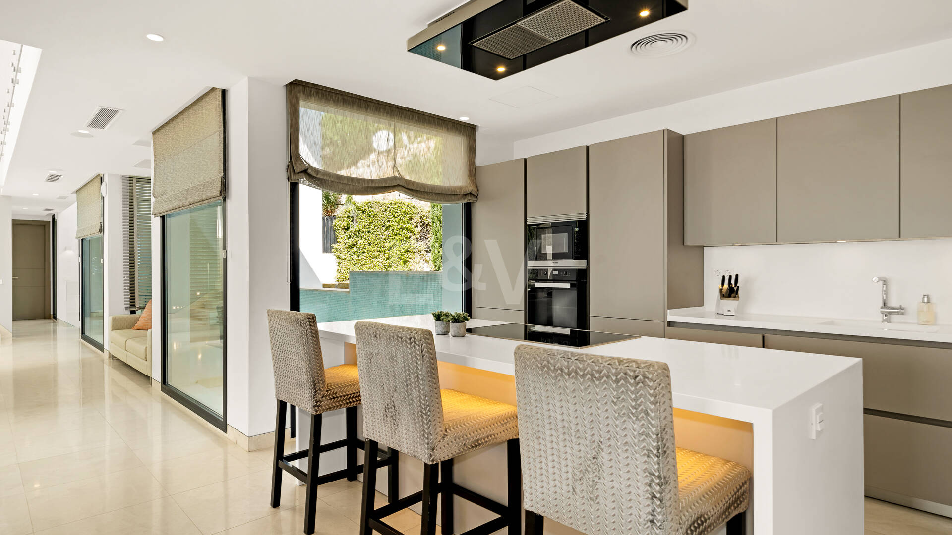 Luxury Villa with Breathtaking Panoramic Sea Views in La Alquería