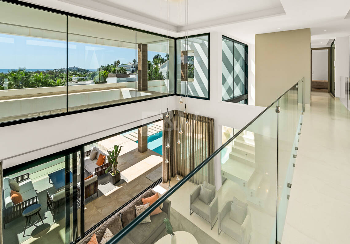 Luxury Villa with Breathtaking Panoramic Sea Views in La Alquería