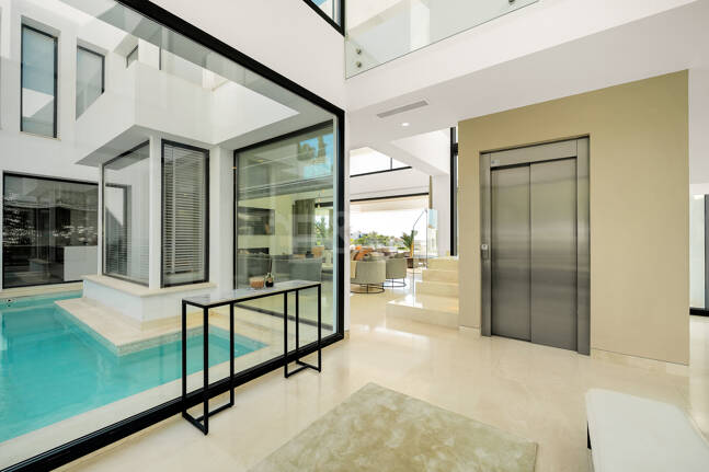 Luxury Villa with Breathtaking Panoramic Sea Views in La Alquería