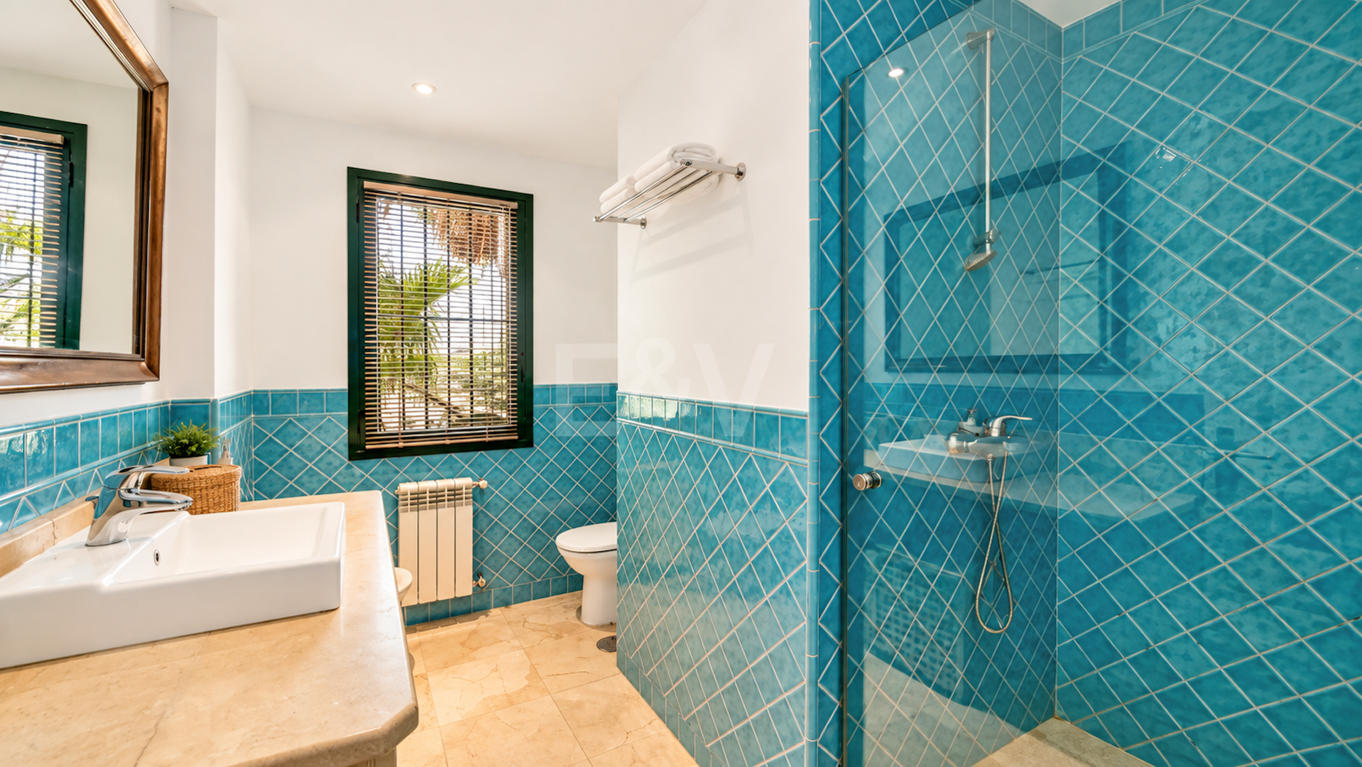 Elegancki Penthouse z widokiem na morze panoramiczne w El Rosario, Marbella