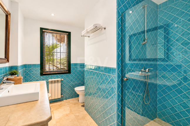 Elegancki Penthouse z widokiem na morze panoramiczne w El Rosario, Marbella