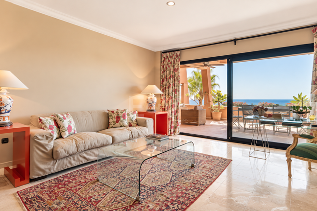 Elegancki Penthouse z widokiem na morze panoramiczne w El Rosario, Marbella