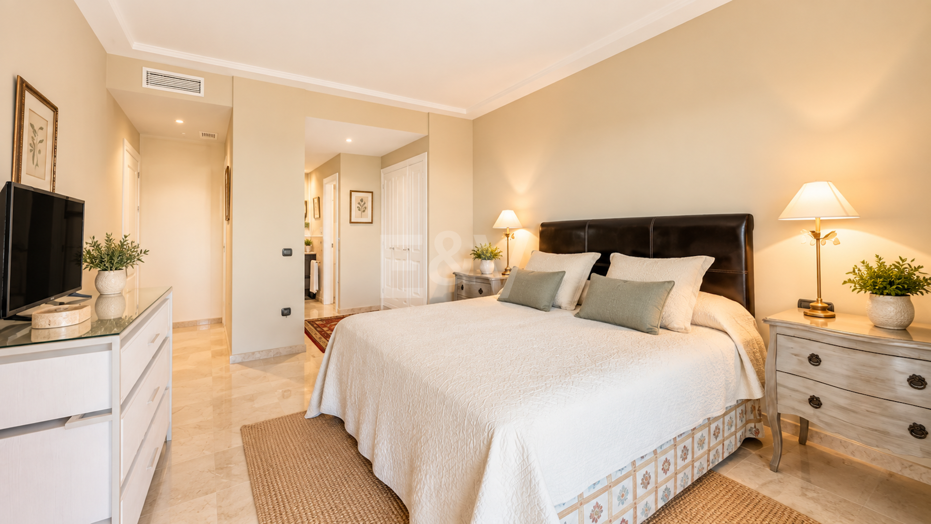 Elegancki Penthouse z widokiem na morze panoramiczne w El Rosario, Marbella