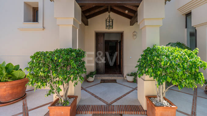 Elegant Andalusian-Mediterranean villa in Linda Vista, San Pedro Beach