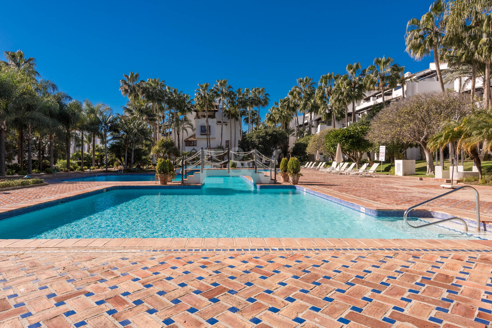 Takvåning till salu i Marbella Golden Mile