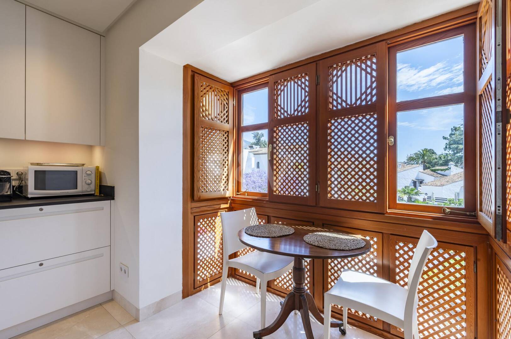 Ático dúplex elegante en Marina Puente Romano
