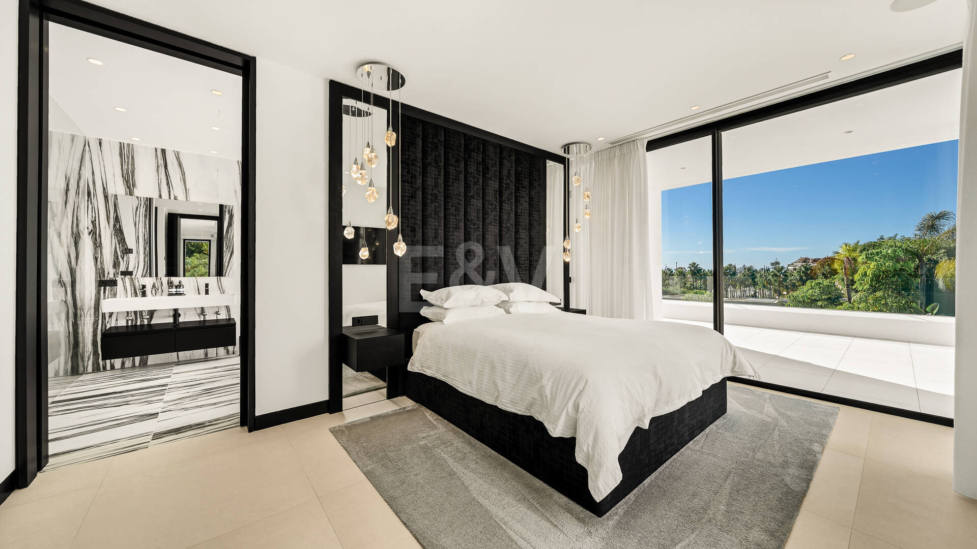 Villa contemporánea de lujo en Las Lomas del Marbella Club, Milla de Oro de Marbella