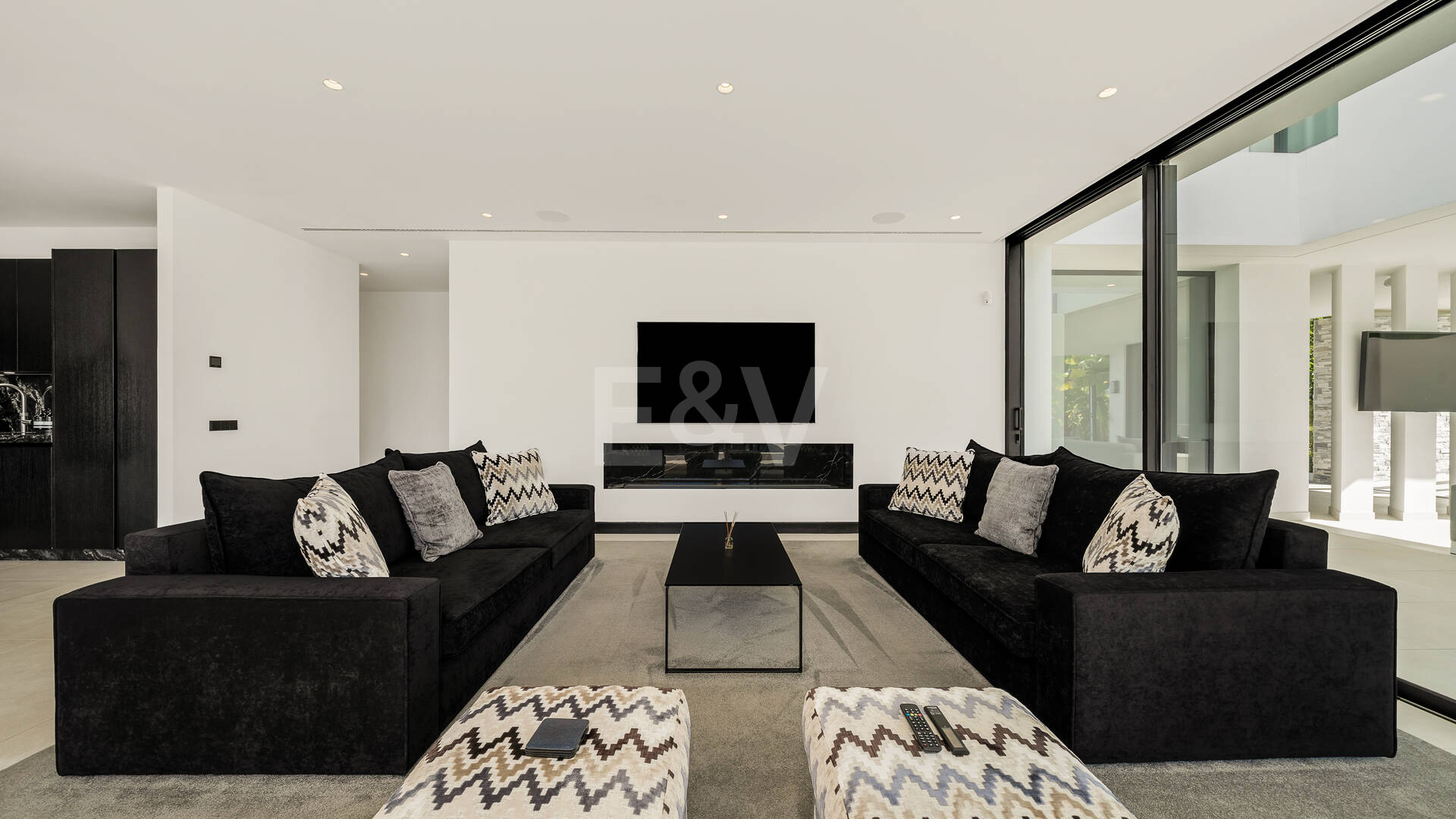 Villa contemporánea de lujo en Las Lomas del Marbella Club, Milla de Oro de Marbella