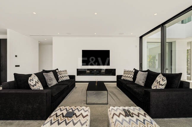 Villa contemporánea de lujo en Las Lomas del Marbella Club, Milla de Oro de Marbella