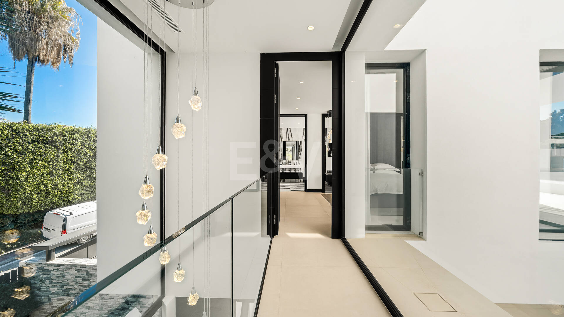 Villa contemporánea de lujo en Las Lomas del Marbella Club, Milla de Oro de Marbella