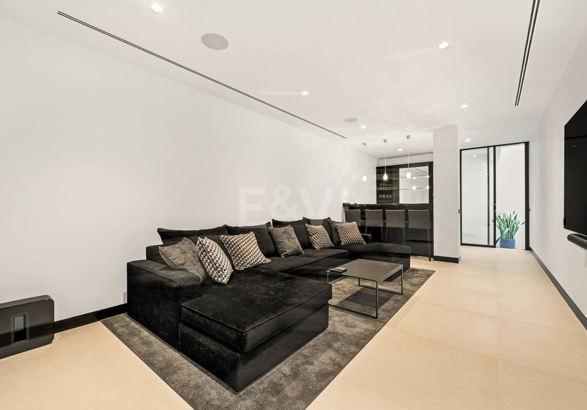 Villa contemporánea de lujo en Las Lomas del Marbella Club, Milla de Oro de Marbella