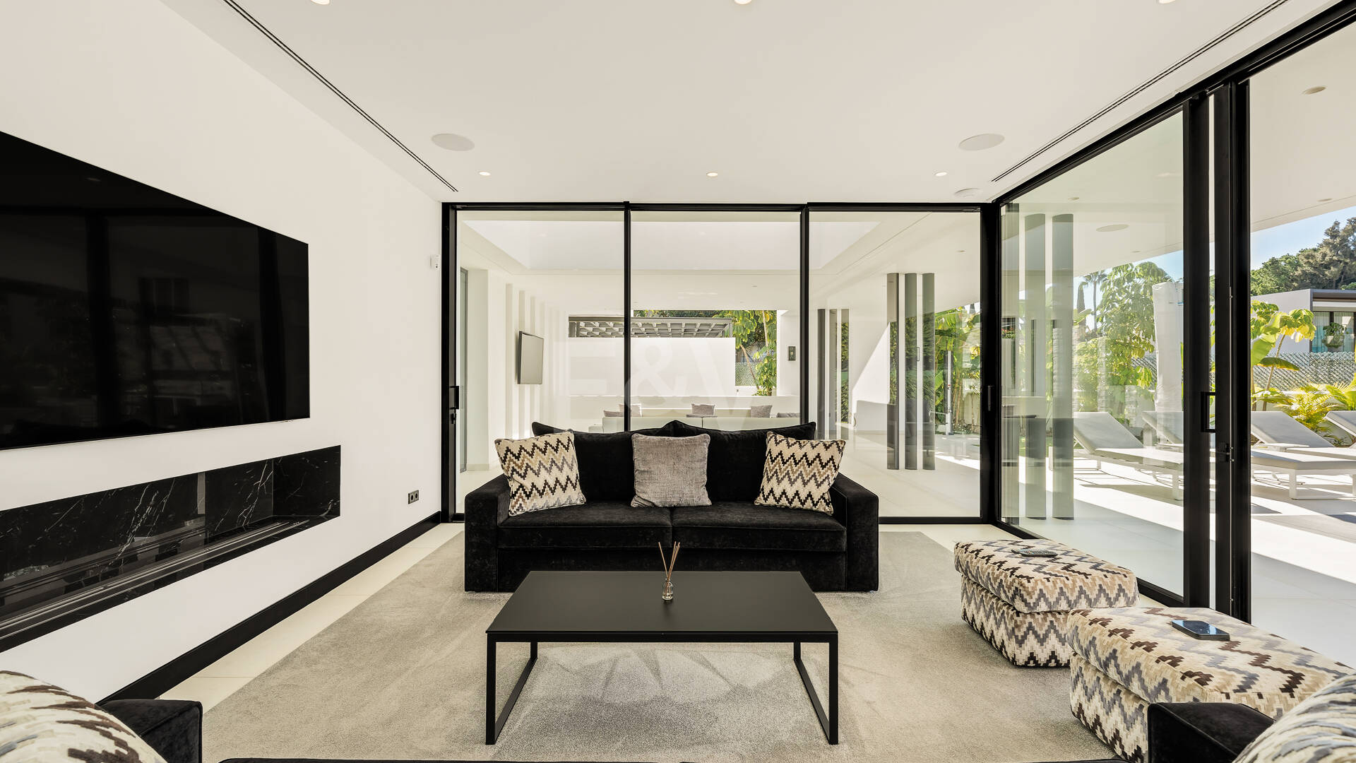 Villa contemporánea de lujo en Las Lomas del Marbella Club, Milla de Oro de Marbella