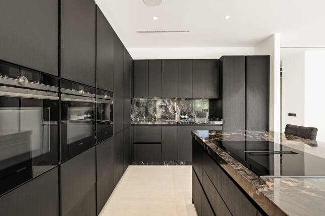 Villa contemporánea de lujo en Las Lomas del Marbella Club, Milla de Oro de Marbella
