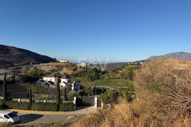 Dzialka na sprzedaż w Marbella Club Golf Resort, Benahavis