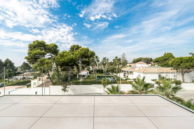 Takvåning till salu i Marbella Golden Mile