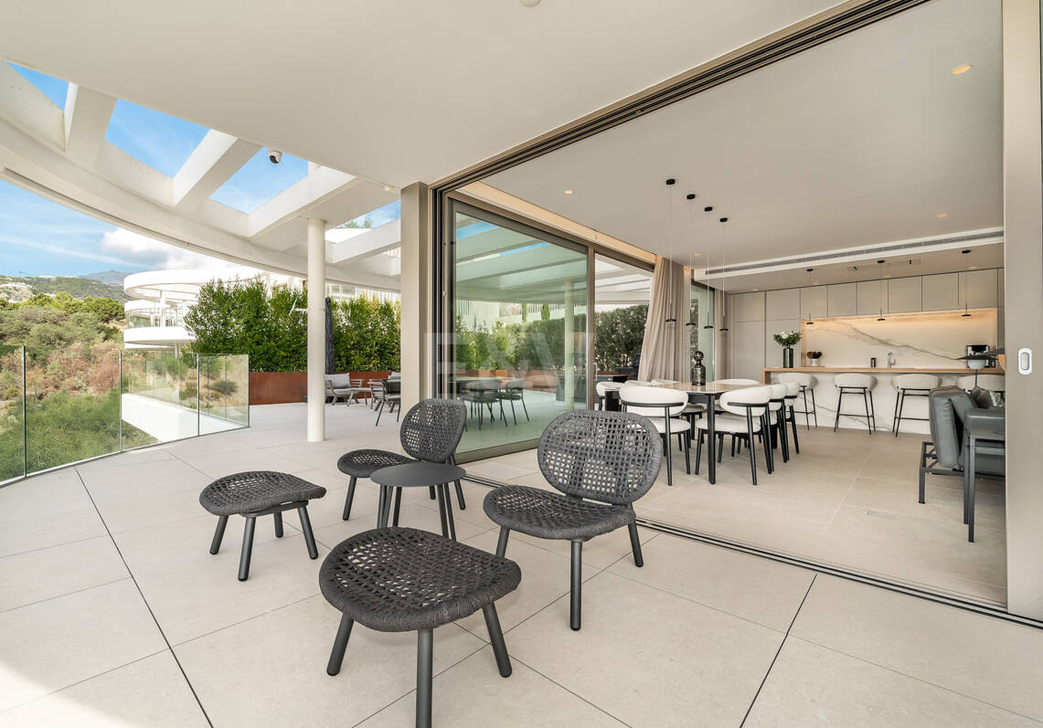 Fully Furnished Apartment with Panoramic Views at The View, La Quinta