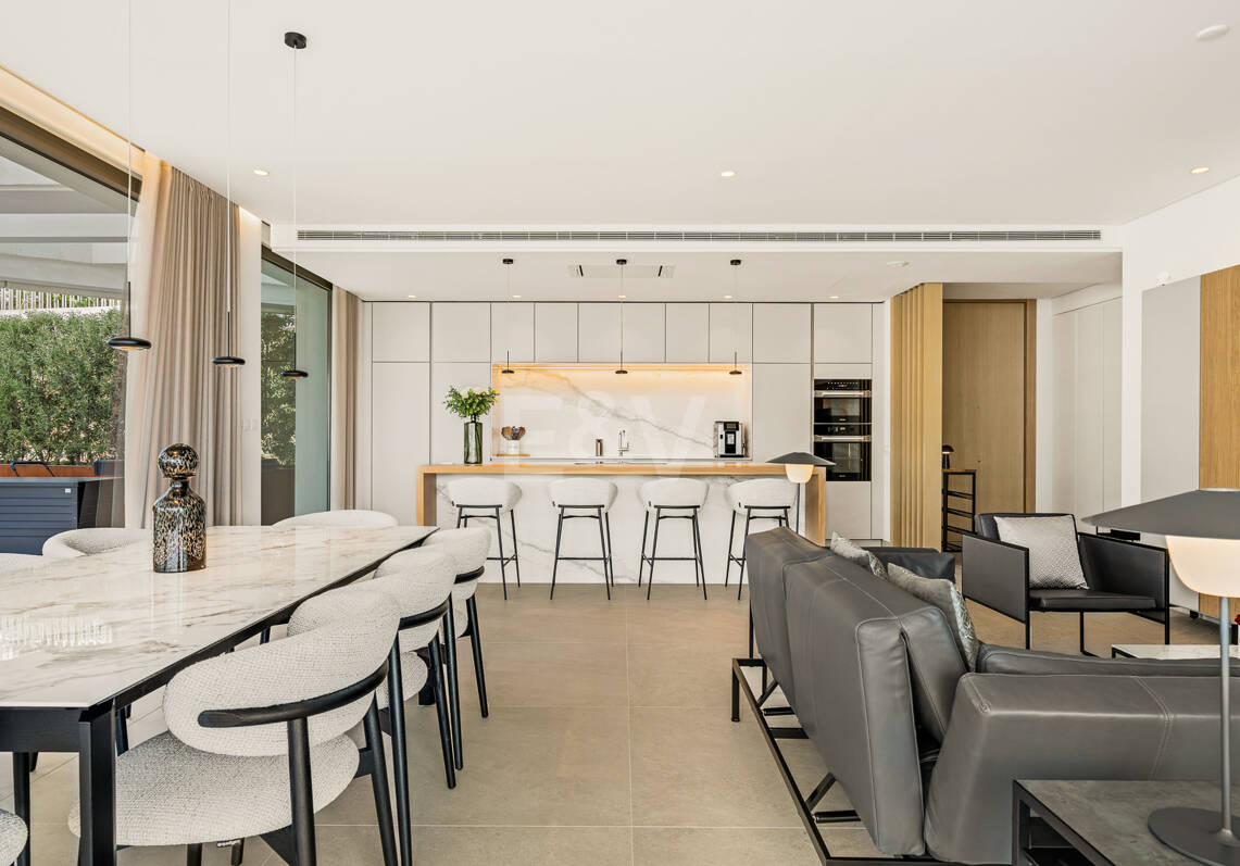 Fully Furnished Apartment with Panoramic Views at The View, La Quinta