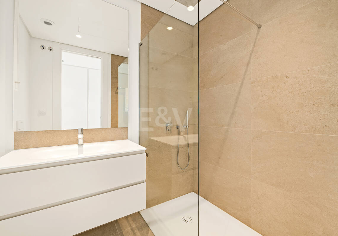 Fully Furnished Apartment with Panoramic Views at The View, La Quinta