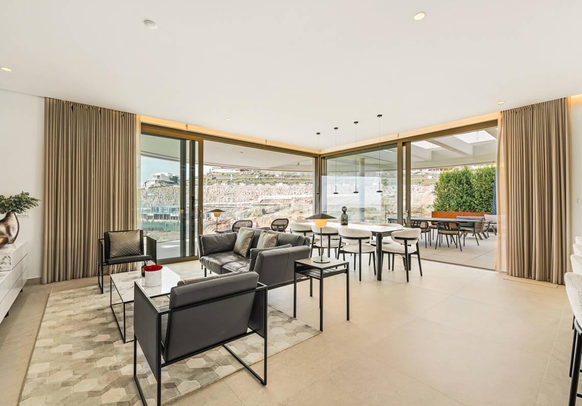 Fully Furnished Apartment with Panoramic Views at The View, La Quinta