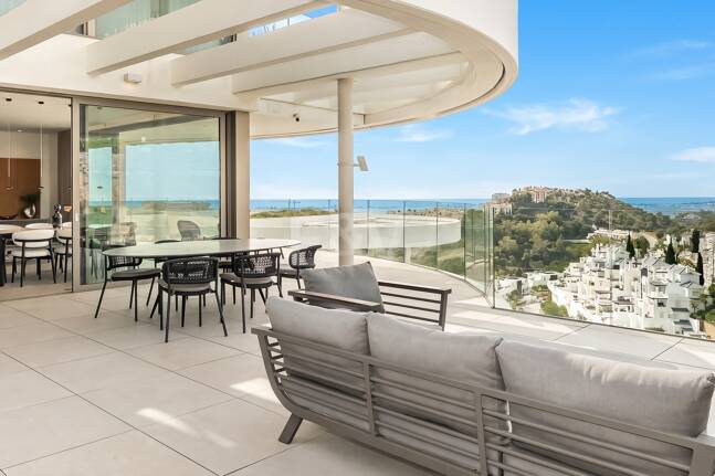 Fully Furnished Apartment with Panoramic Views at The View, La Quinta