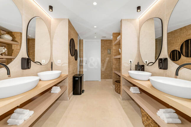 Fully Furnished Apartment with Panoramic Views at The View, La Quinta
