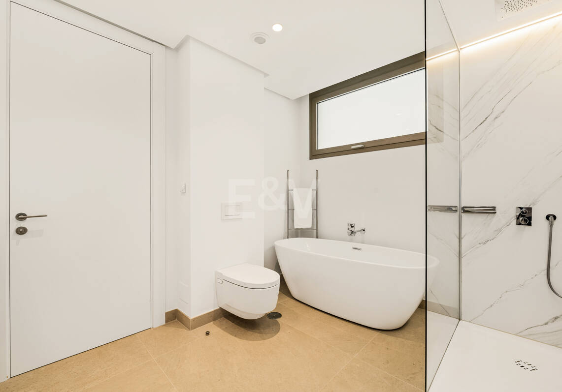 Fully Furnished Apartment with Panoramic Views at The View, La Quinta