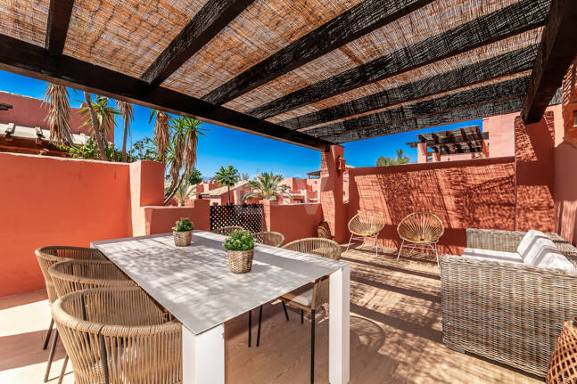 Fully Modernised Beachside Penthouse in Elviria